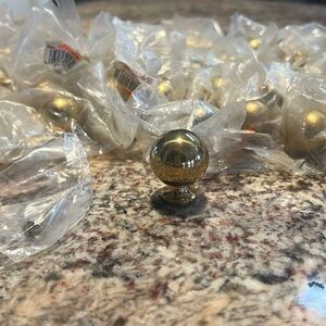 NWT Cabinet/drawer pulls/knobs